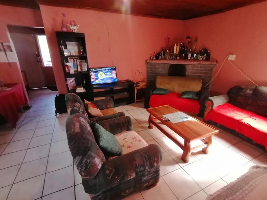  Bedroom Property for Sale in Lentegeur Western Cape